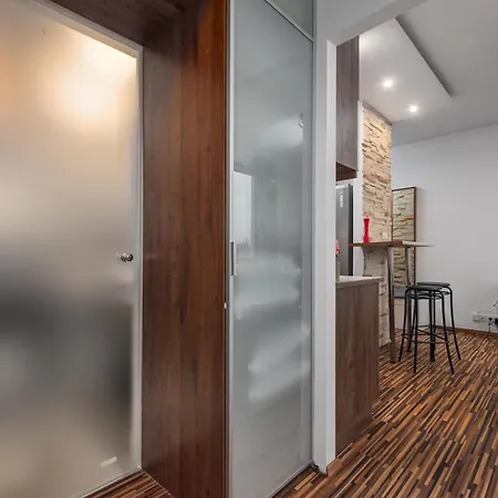 Obrzezna 1a By Homeprime Warsaw