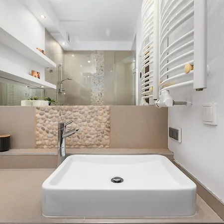 Obrzezna 1a By Homeprime * Warsaw