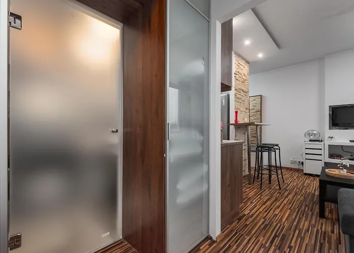 Obrzezna 1a By Homeprime Warsaw