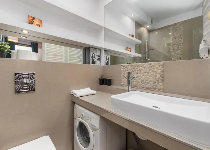 Apartment Obrzezna 1a By Homeprime *